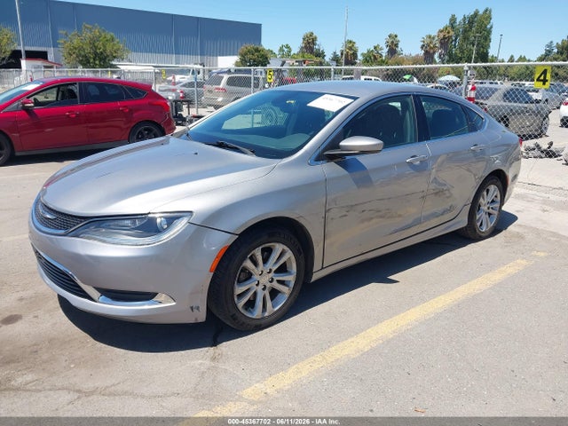 Chrysler 200 Limited 2016 1C3CCCAB8GN163714 Image 2