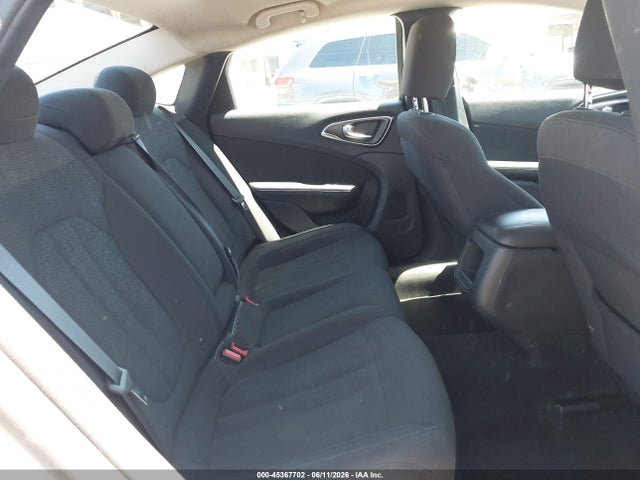 Chrysler 200 Limited 2016 1C3CCCAB8GN163714 Image 8