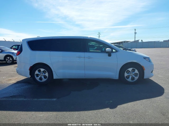 Продажа на аукционе авто 2017 Chrysler Pacifica Lx, vin: 2C4RC1CG8HR788833, номер лота: 45367715