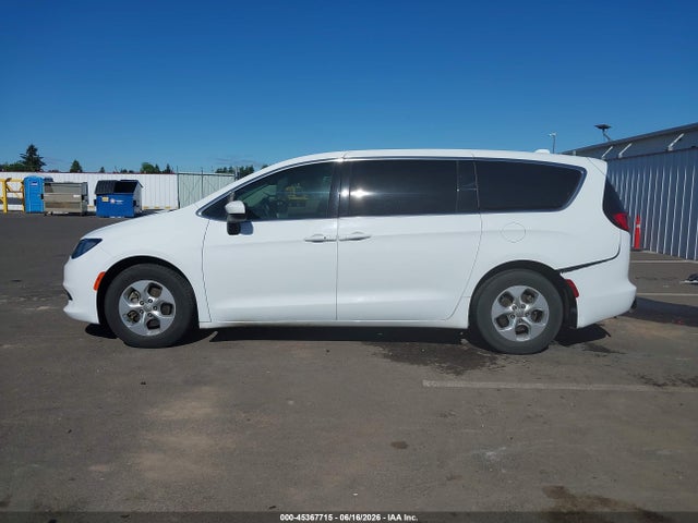 Продажа на аукционе авто 2017 Chrysler Pacifica Lx, vin: 2C4RC1CG8HR788833, номер лота: 45367715
