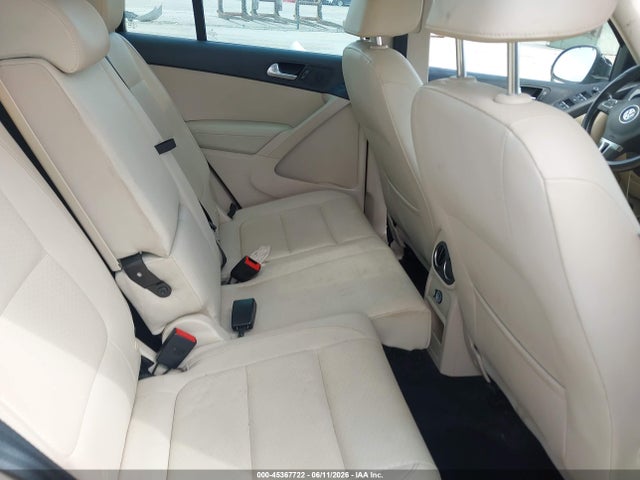 2016 Volkswagen Tiguan Se მანქანა იყიდება აუქციონზე, vin: WVGAV7AX3GW557269, აუქციონის ნომერი: 45367722