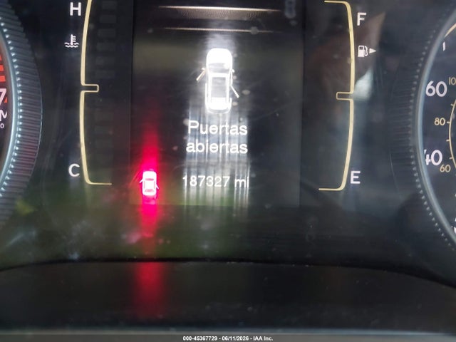 1C4PJLABXGW113930 Jeep Cherokee Sport