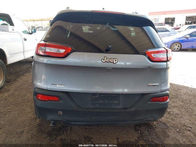 1C4PJLABXGW113930 Jeep Cherokee Sport