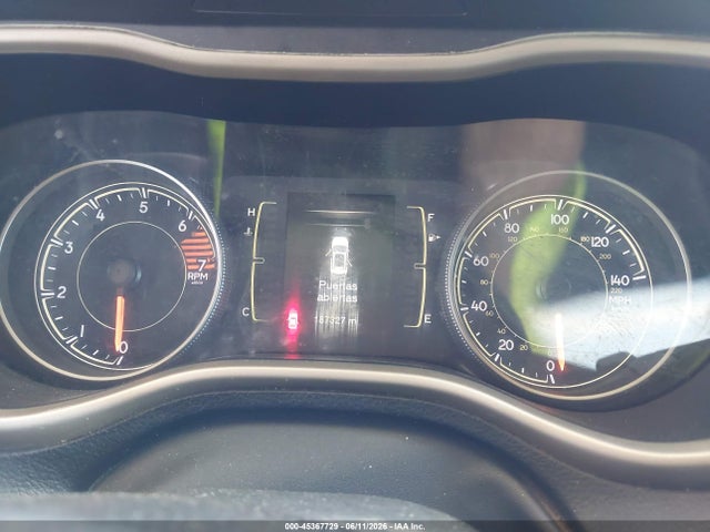 1C4PJLABXGW113930 Jeep Cherokee Sport