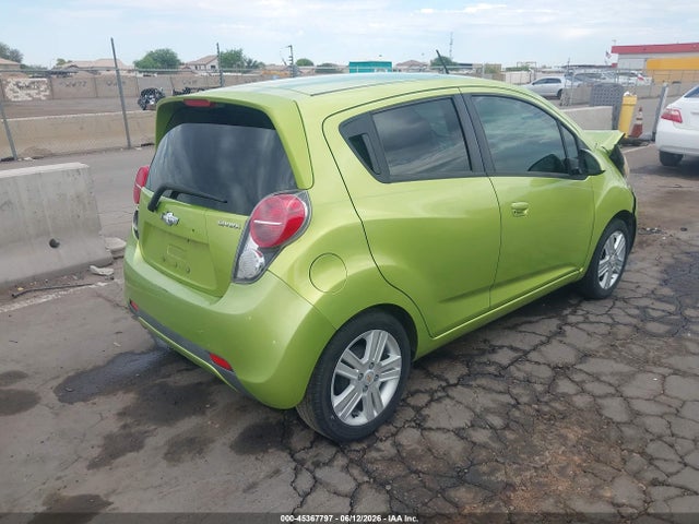Chevrolet Spark 1lt Auto 2014 KL8CD6S90EC423014 Image 4