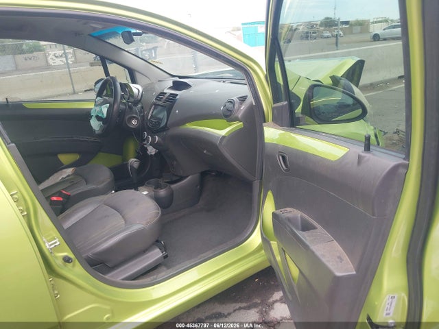 Chevrolet Spark 1lt Auto 2014 KL8CD6S90EC423014 Image 5