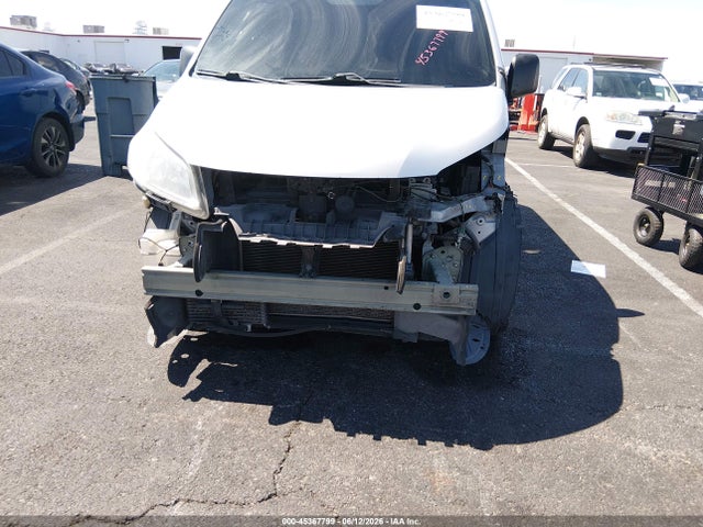 3N6CM0KN6GK694459 Nissan Nv200 S