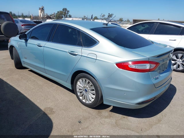 2013 Ford Fusion Energi Titanium მანქანა იყიდება აუქციონზე, vin: 3FA6P0SU1DR285843, აუქციონის ნომერი: 45367803