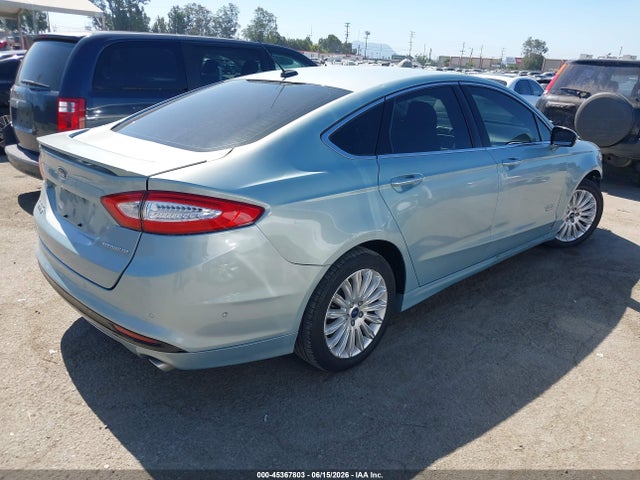 2013 Ford Fusion Energi Titanium მანქანა იყიდება აუქციონზე, vin: 3FA6P0SU1DR285843, აუქციონის ნომერი: 45367803