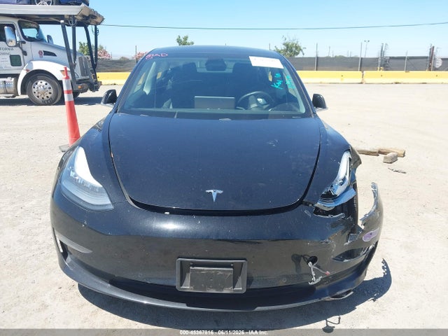 5YJ3E1EB8KF209134 Tesla Model 3 Long Range/performance