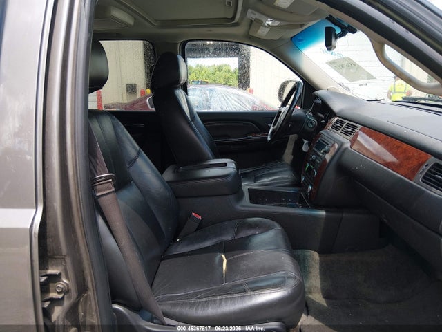 Chevrolet Tahoe Lt 2014 1GNSKBE04ER117887 Image 5