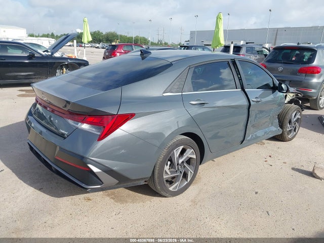 2026 Hyundai Elantra Limited მანქანა იყიდება აუქციონზე, vin: KMHLP4DG7TU138747, აუქციონის ნომერი: 45367898