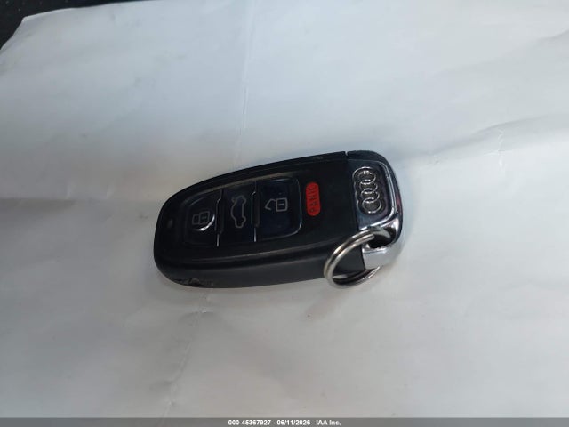 Продажа на аукционе авто 2010 Audi A4 2.0t Premium, vin: WAUAFAFL6AN009071, номер лота: 45367927