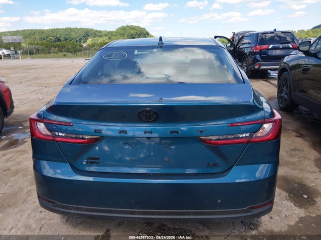 45367933 :رقم المزاد ، 4T1DBADK7SU023408 vin ، 2025 Toyota Camry Le مزاد بيع