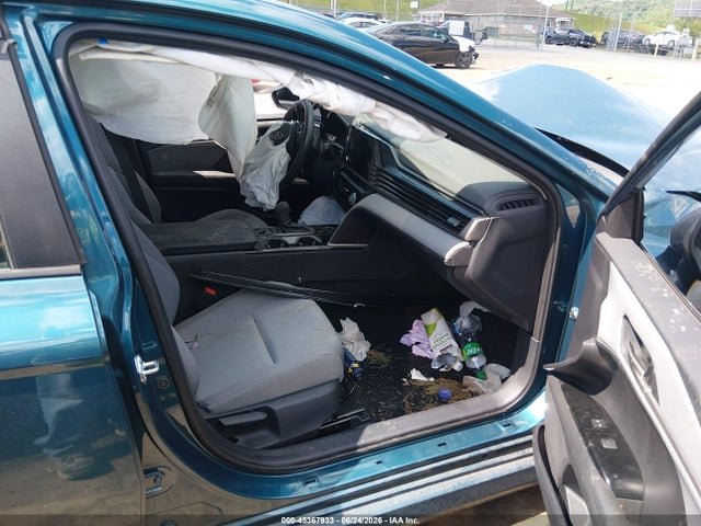 45367933 :رقم المزاد ، 4T1DBADK7SU023408 vin ، 2025 Toyota Camry Le مزاد بيع