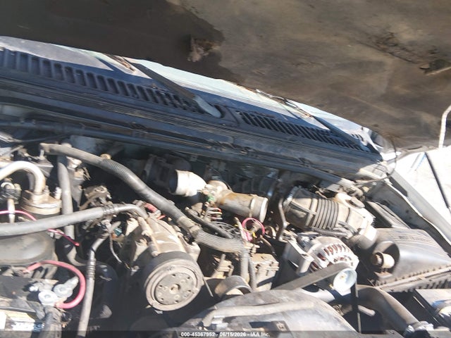45367952 :رقم المزاد ، 1FTNX20F5XEB09021 vin ، 1999 Ford F-250 Lariat/xl/xlt مزاد بيع