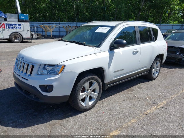 2013 Jeep Compass Sport მანქანა იყიდება აუქციონზე, vin: 1C4NJCBB2DD194712, აუქციონის ნომერი: 45367959