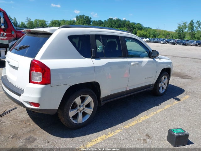 2013 Jeep Compass Sport მანქანა იყიდება აუქციონზე, vin: 1C4NJCBB2DD194712, აუქციონის ნომერი: 45367959
