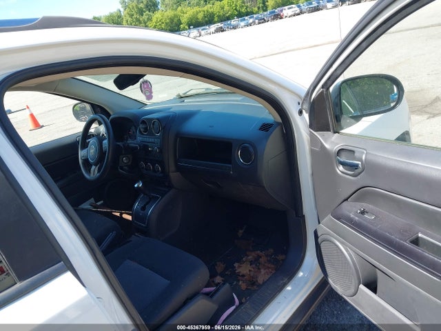 2013 Jeep Compass Sport მანქანა იყიდება აუქციონზე, vin: 1C4NJCBB2DD194712, აუქციონის ნომერი: 45367959