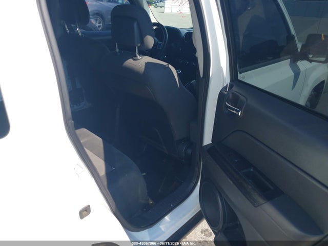 Продаж на аукціоні авто 2016 Jeep Patriot Sport, vin: 1C4NJPBA1GD670273, номер лоту: 45367966