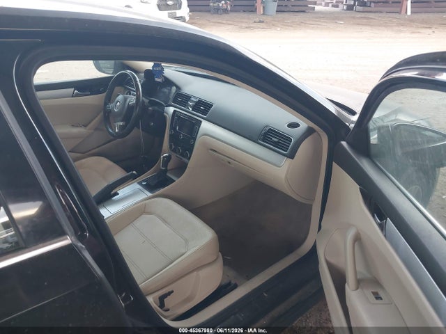45367980 :رقم المزاد ، 1VWBN7A39CC017343 vin ، 2012 Volkswagen Passat 2.0l Tdi Se مزاد بيع
