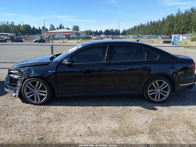 1VWAA7A3XJC002483 Volkswagen Passat 2.0t R-line/2.0t S