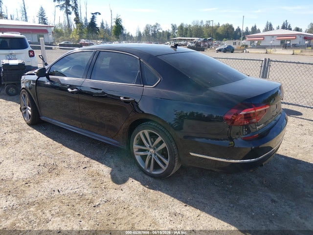 1VWAA7A3XJC002483 Volkswagen Passat 2.0t R-line/2.0t S