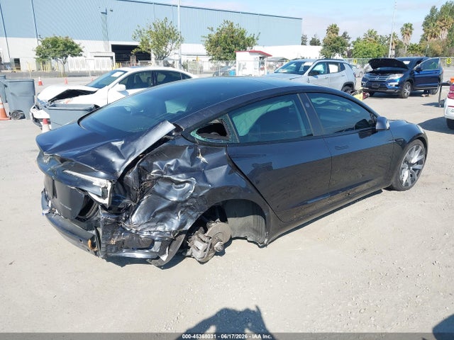 Tesla Model 3 Long Range All-wheel Drive 2025 5YJ3E1EB5SF928311 Image 4