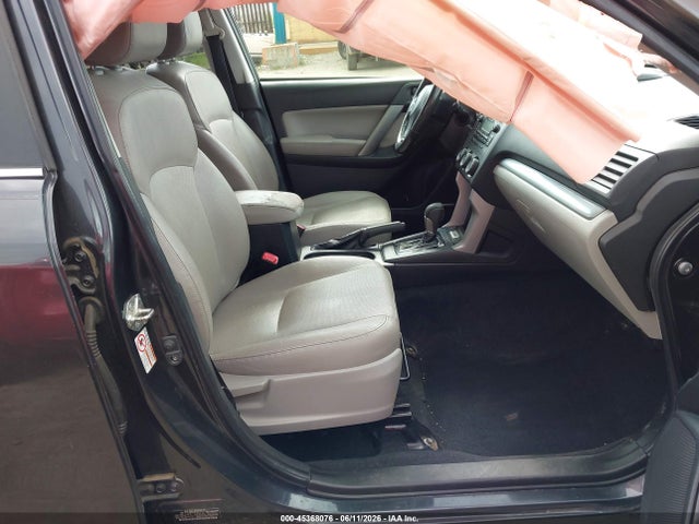 Subaru Forester 2.5i Touring 2015 JF2SJAUC5FH411731 Image 5