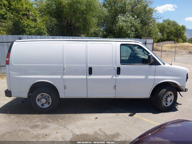 Chevrolet Express 2500 Work Van 2019 1GCWGAFG6K1272436 Image 13