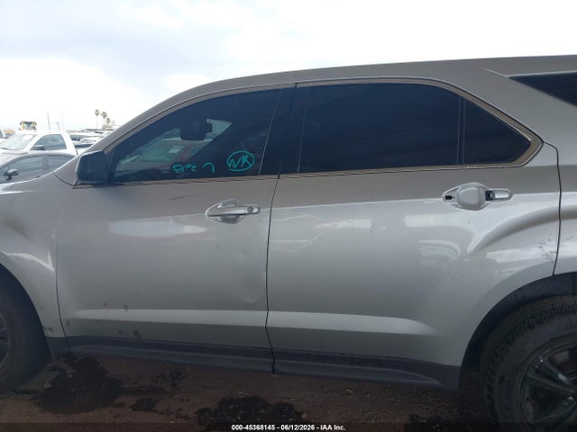 Chevrolet EQUINOX LS 2017 2GNALBEKXH1540111 Image 14