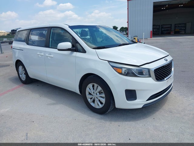 KIA Sedona L 2018 KNDMA5C18J6400967 Image 1