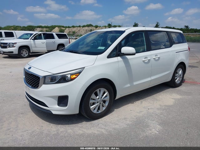 KIA Sedona L 2018 KNDMA5C18J6400967 Image 2