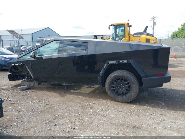 Tesla Cybertruck Cyberbeast 2024 7G2CEHEE2RA016209 Image 13