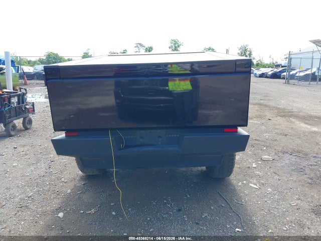 Tesla Cybertruck Cyberbeast 2024 7G2CEHEE2RA016209 Image 15