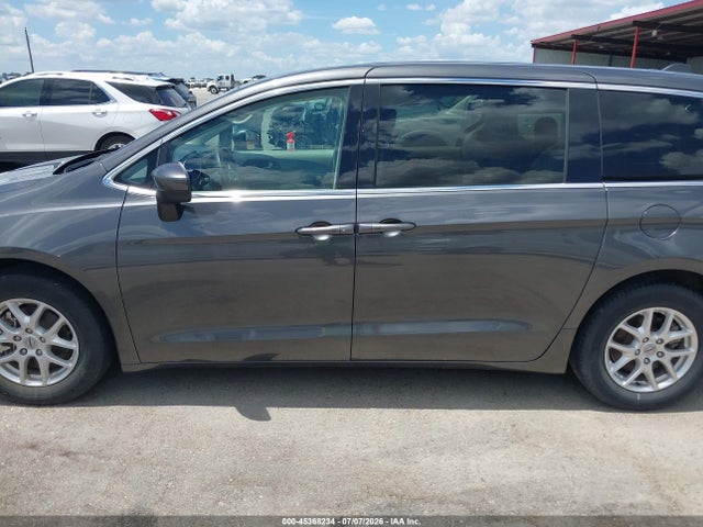 Chrysler Voyager Lx 2022 2C4RC1CG0NR131083 Image 14
