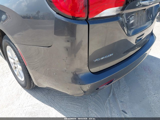 Chrysler Voyager Lx 2022 2C4RC1CG0NR131083 Image 6
