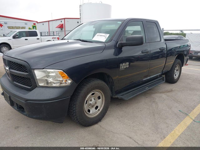 1C6RR7FG2LS156499 RAM 1500 Classic Tradesman 4x4 6&#039;4 Box