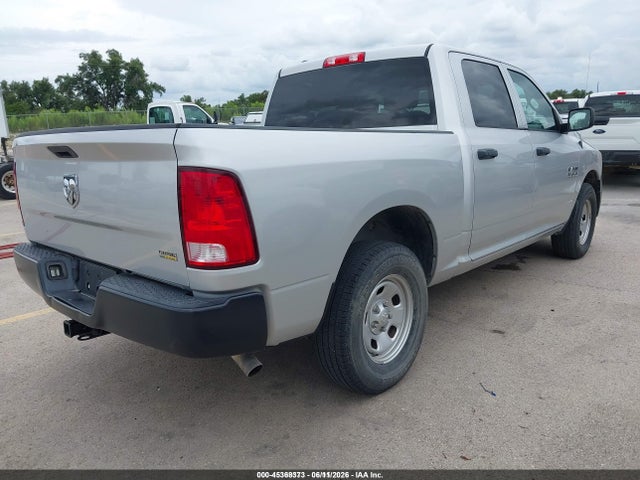 1C6RR6KG7JS303624 RAM 1500 Tradesman 4x2 5&#039;7 Box