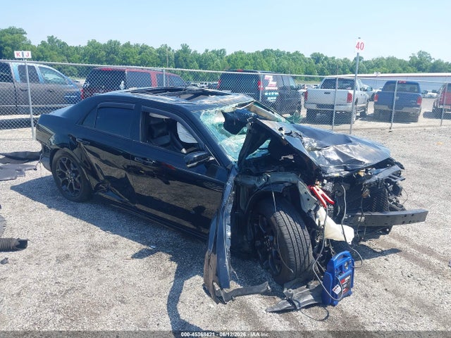 2021 Chrysler 300 Touring L Awd მანქანა იყიდება აუქციონზე, vin: 2C3CCARG3MH524288, აუქციონის ნომერი: 45368421