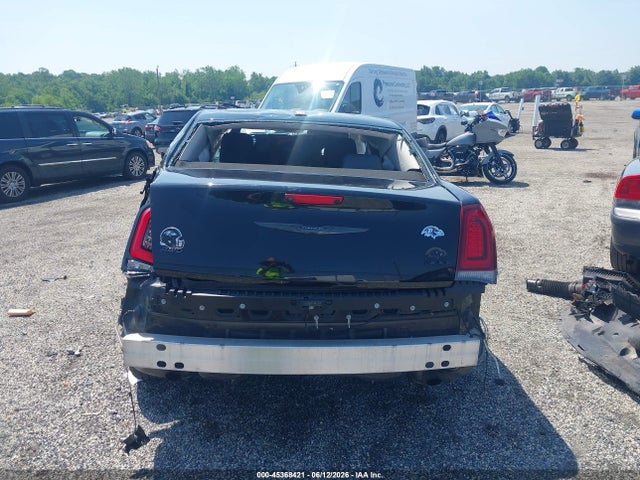 45368421 :رقم المزاد ، 2C3CCARG3MH524288 vin ، 2021 Chrysler 300 Touring L Awd مزاد بيع