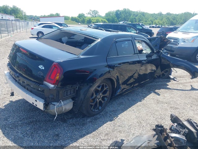45368421 :رقم المزاد ، 2C3CCARG3MH524288 vin ، 2021 Chrysler 300 Touring L Awd مزاد بيع