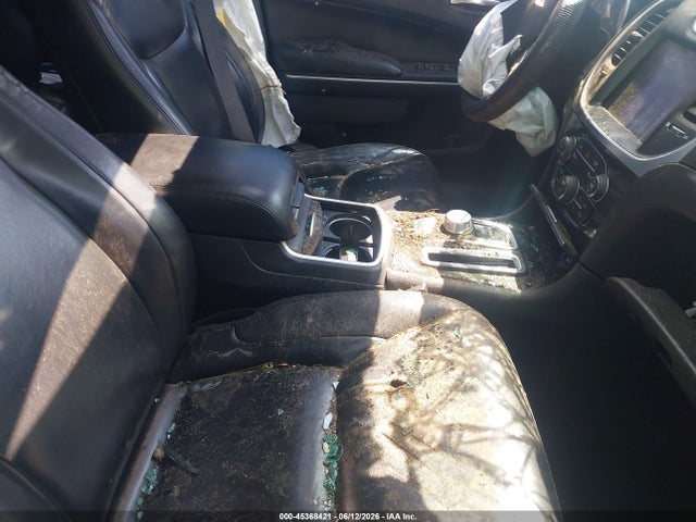 45368421 :رقم المزاد ، 2C3CCARG3MH524288 vin ، 2021 Chrysler 300 Touring L Awd مزاد بيع