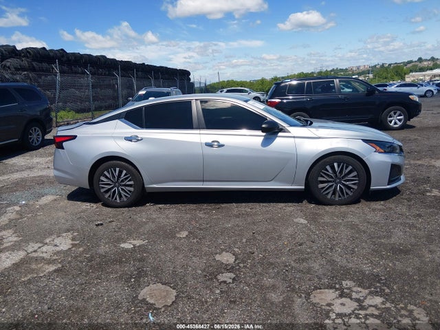 1N4BL4DV8RN303742 Nissan Altima Sv Fwd