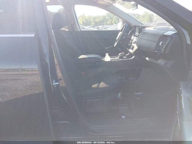 5N1DR3AC5SC243267 Nissan Pathfinder S 4wd