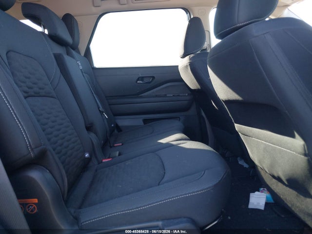 5N1DR3AC5SC243267 Nissan Pathfinder S 4wd
