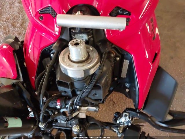 Ducati Streetfighter V4/v4s 2024 ZDMFAKWW5RB009152 Image 7