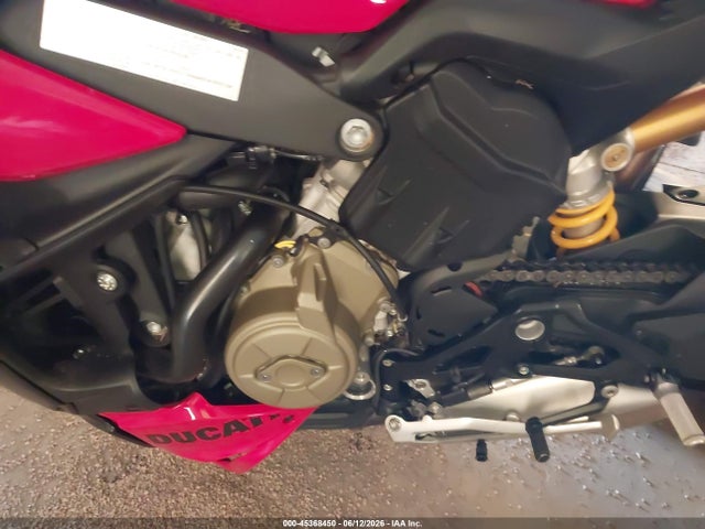 Ducati Streetfighter V4/v4s 2024 ZDMFAKWW5RB009152 Image 9
