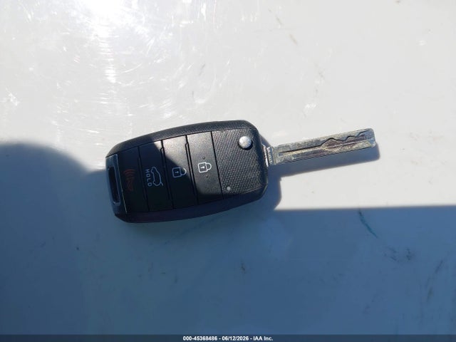 Продаж на аукціоні авто 2015 Kia Sorento Lx, vin: 5XYKT4A69FG623520, номер лоту: 45368486