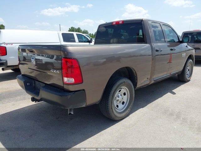 1C6RR7FG3LS156513 RAM 1500 Classic Tradesman 4x4 6&#039;4 Box